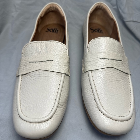 Sofft Women’s Leather Allie Penny Loafers Cream Leather Size 8M New - Picture 2 of 7